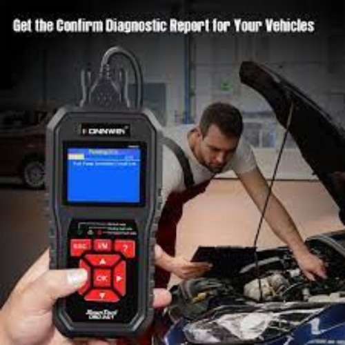 Konnwei KW850 OBD2 scanner size reference held in hand — best OBD2 scanner for Indian cars