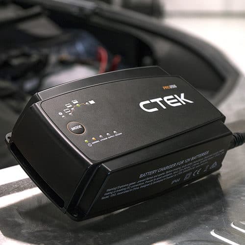 CTEK Pro 25S Battery Charger